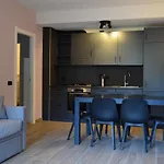 Sky Express Apartman *
