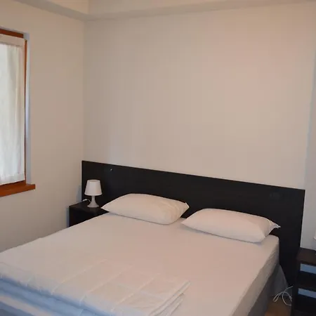 Sky Express Apartment